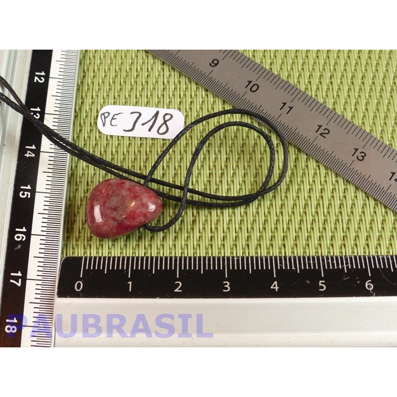 Pendentif Thulite Zoïsite rouge pierre roulée 3gr