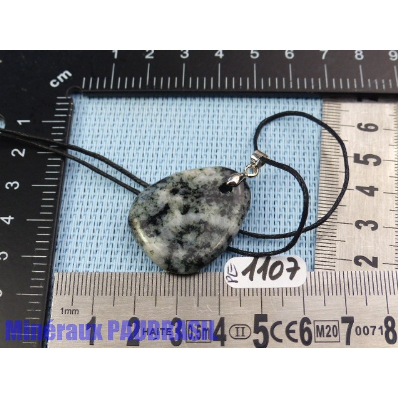 Pendentif Diorite orbiculaire mini pierre plate 9gr